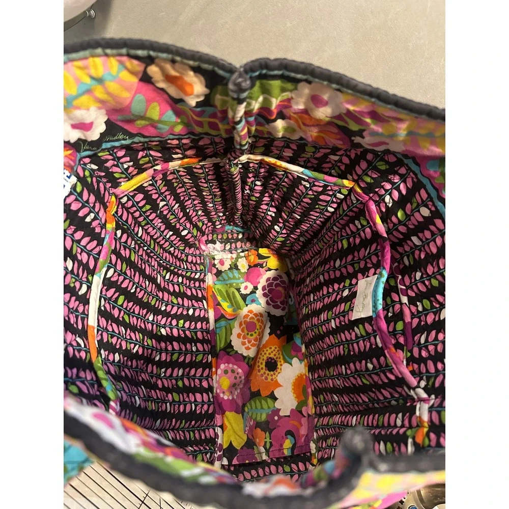 Vera Bradley Tutti Frutti Quilted Floral Vera Tote Bag Large Shoulder Bag